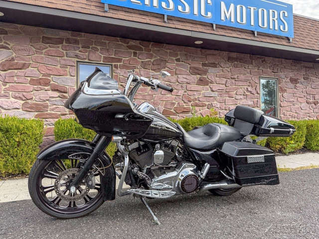 Road Glide® Custom