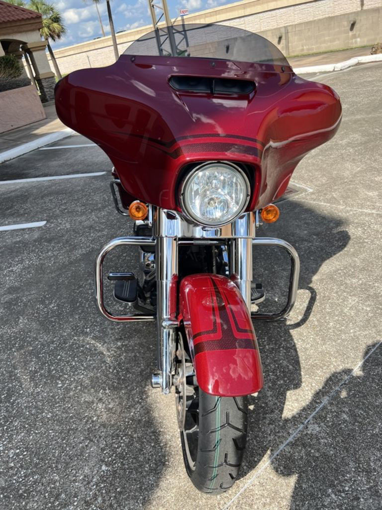 Street Glide®