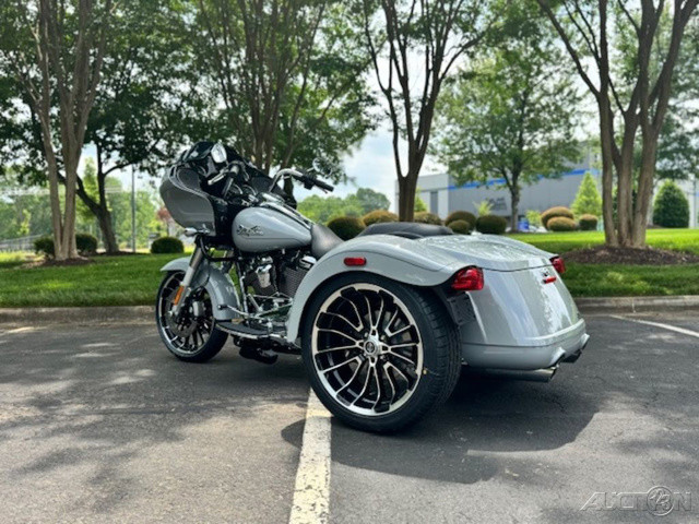Road Glide® 3