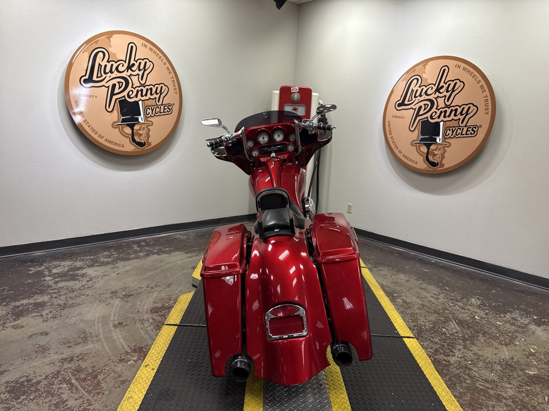 Street Glide®