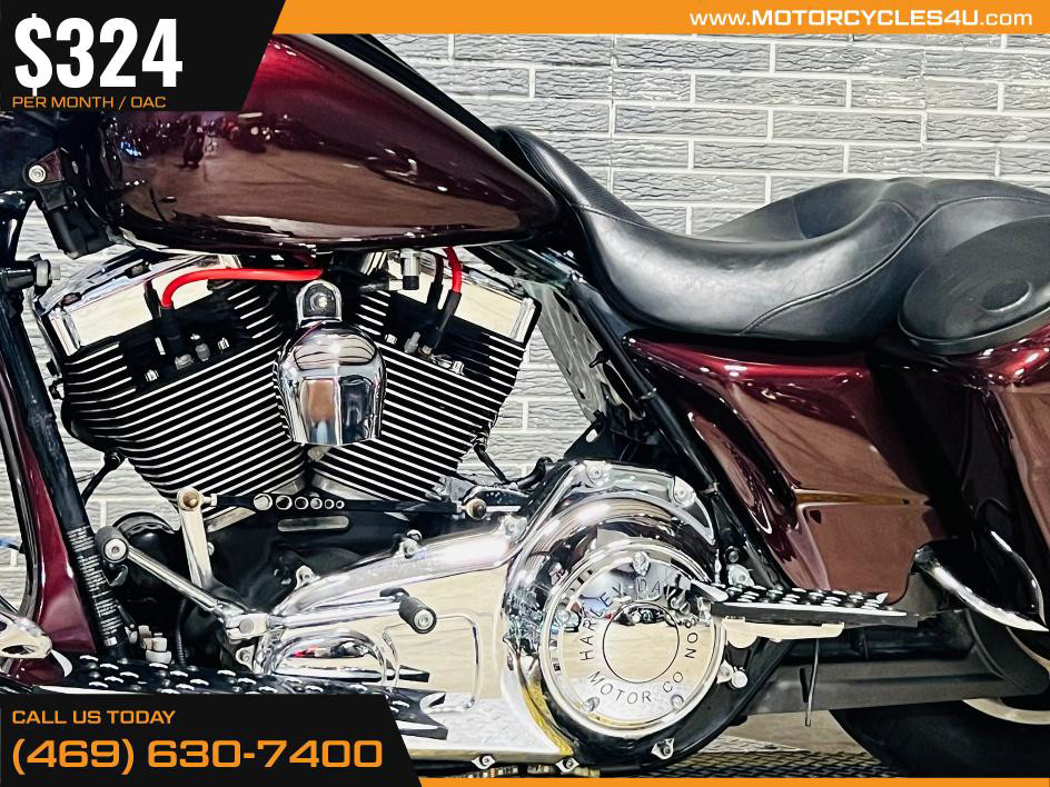 Street Glide®