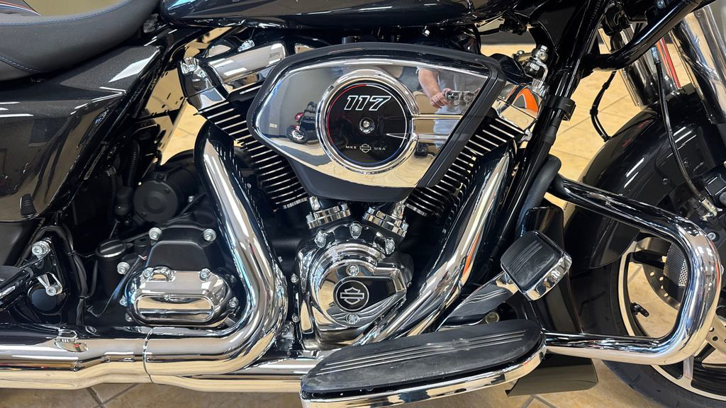 Road Glide®