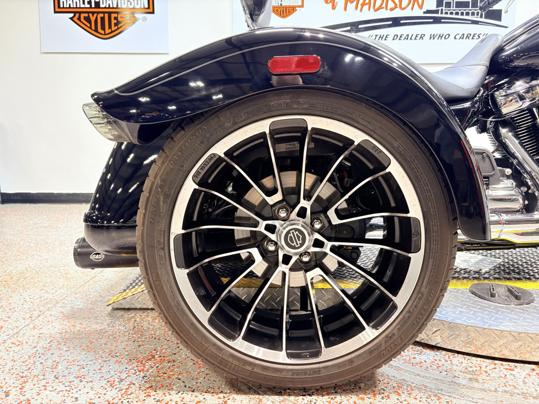 Road Glide® 3