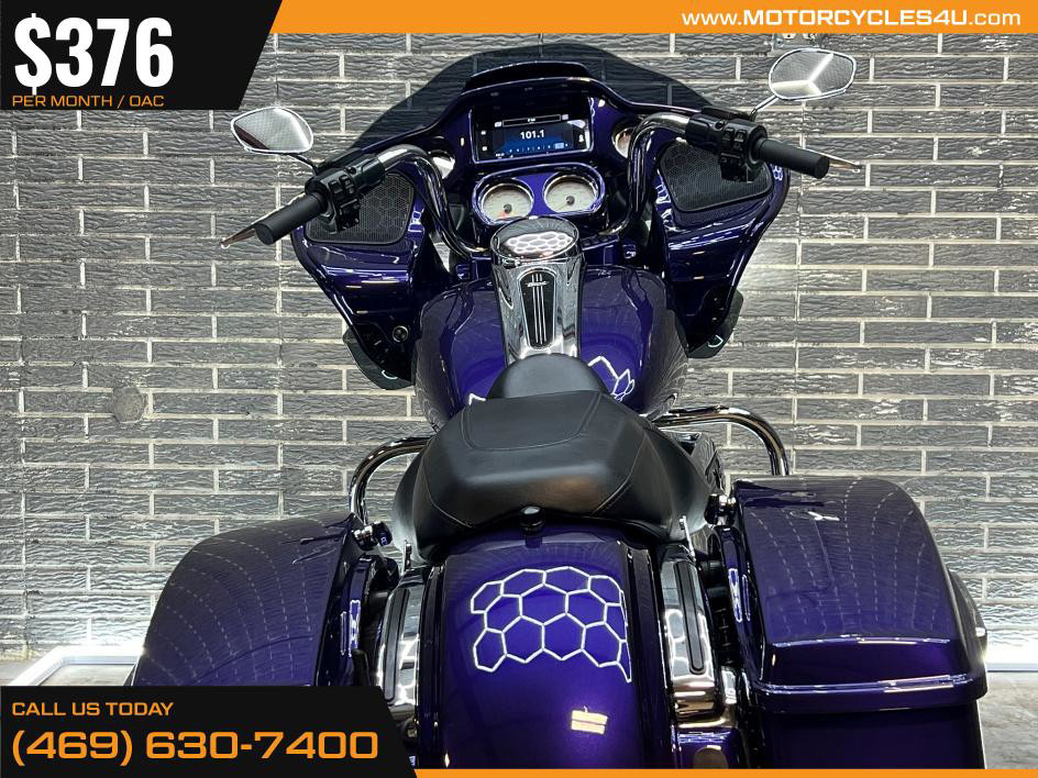 Road Glide®