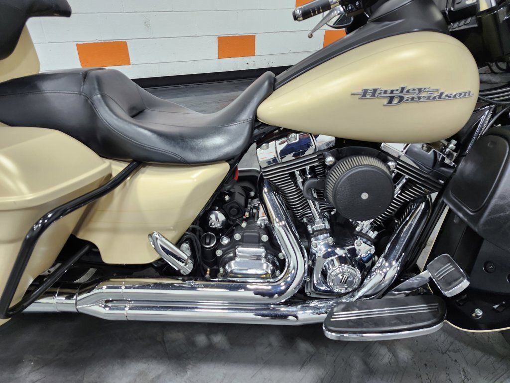 Street Glide® Special