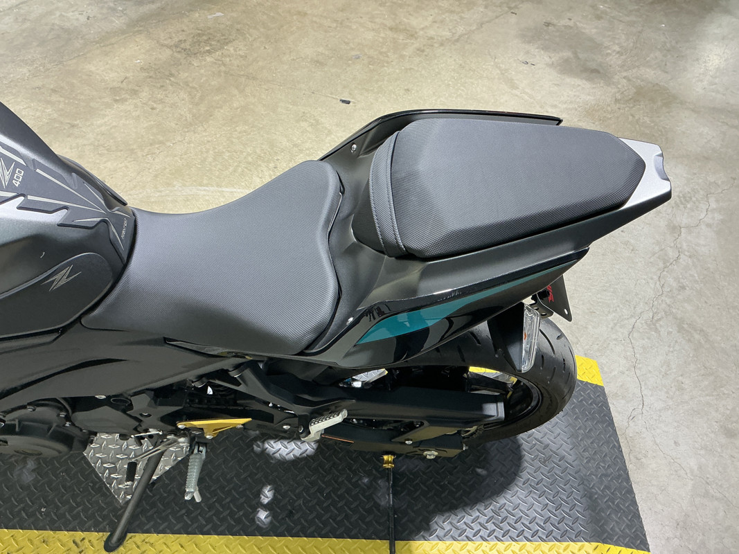 Z400 ABS