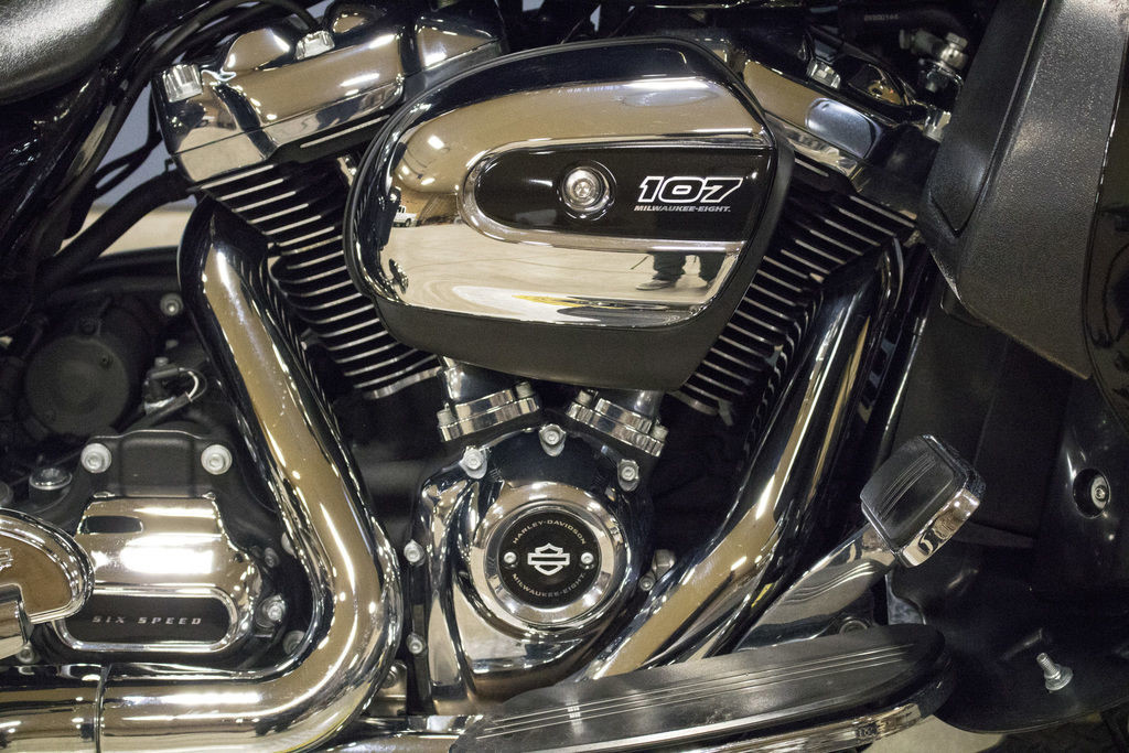 Street Glide®