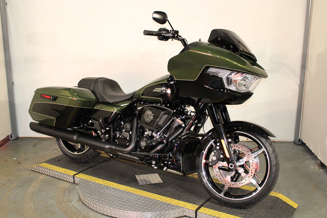 Road Glide®