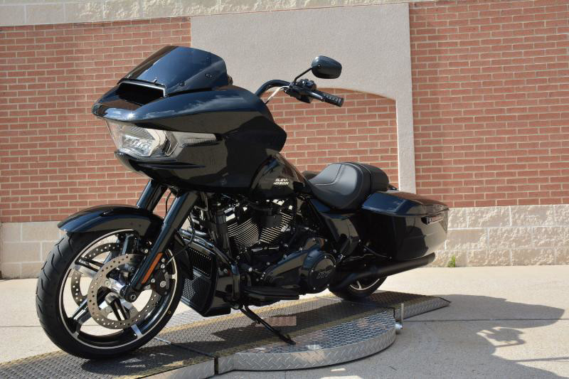 Road Glide®