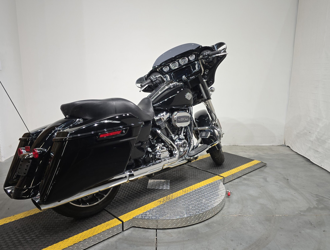 Street Glide® Special