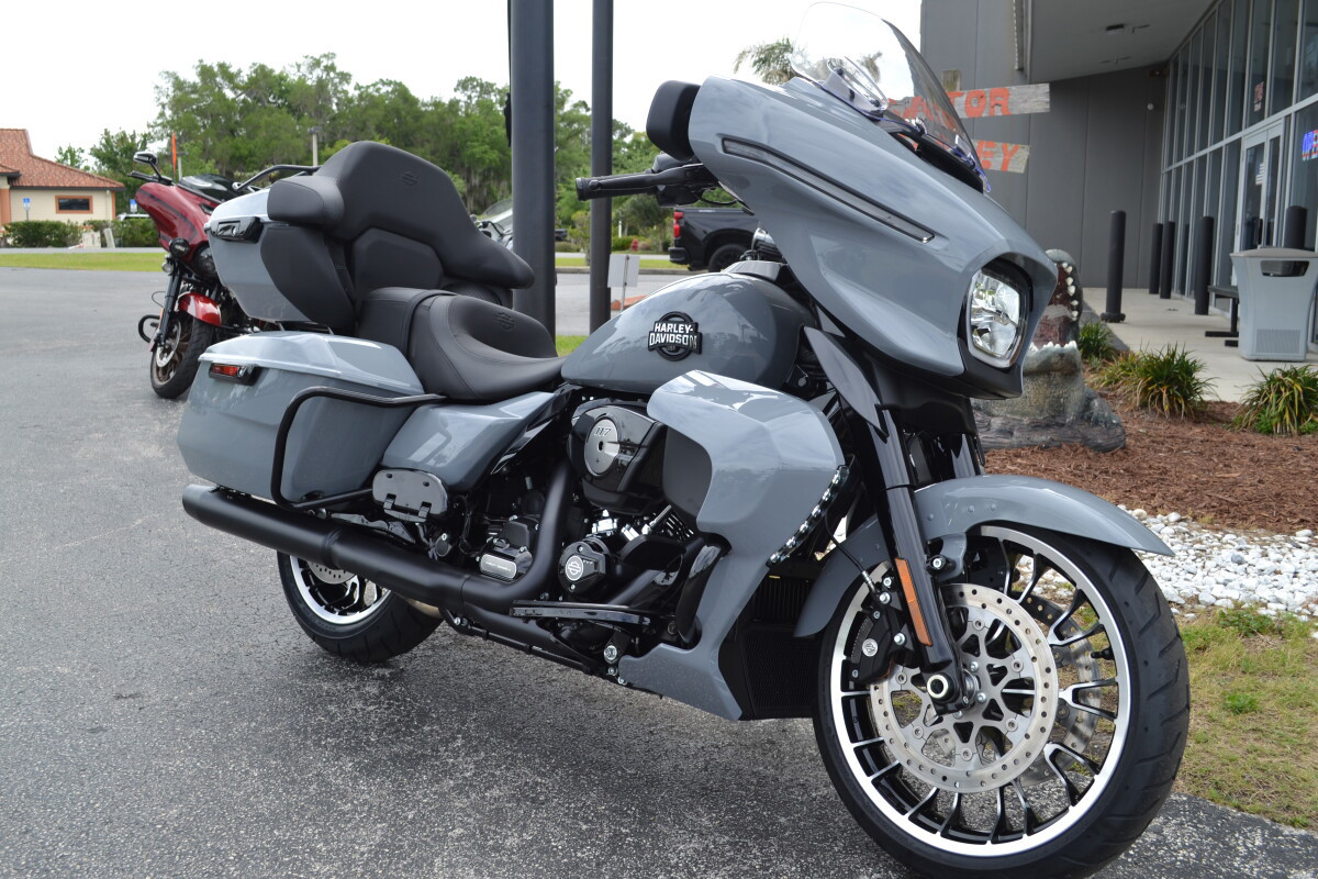 Street Glide® Limited