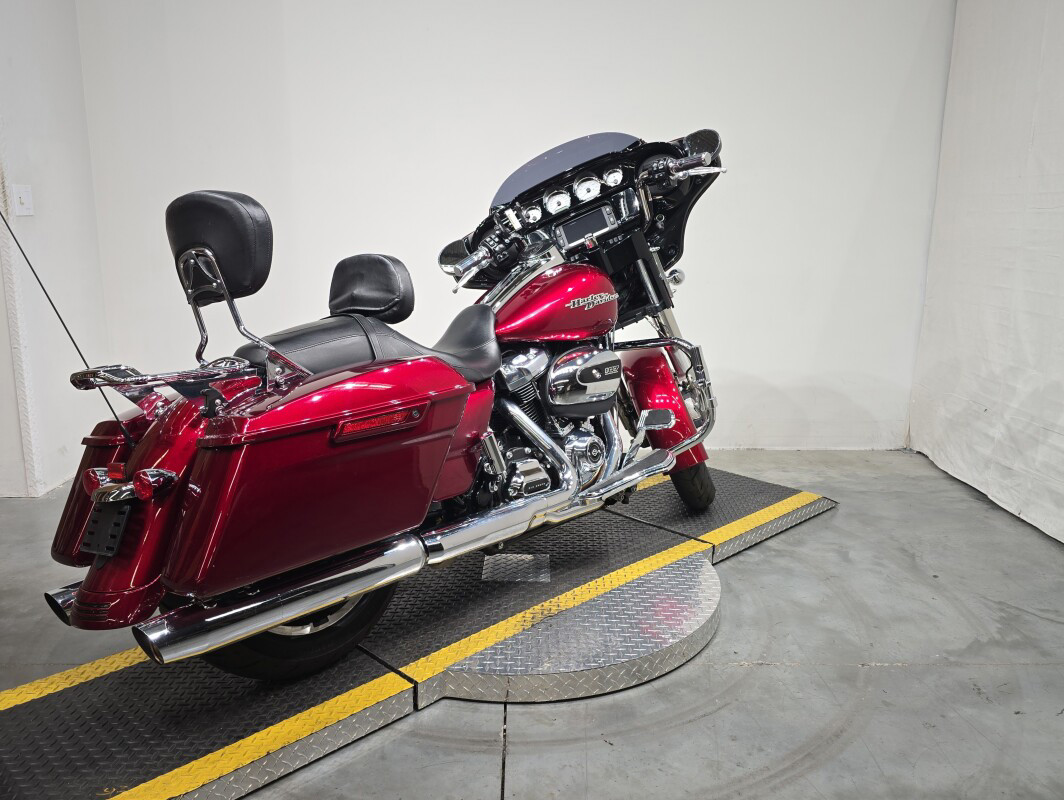 Street Glide® Special
