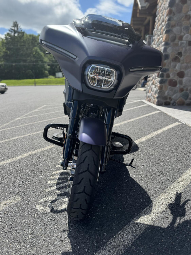 Street Glide®