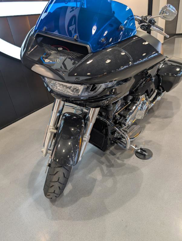 Road Glide®