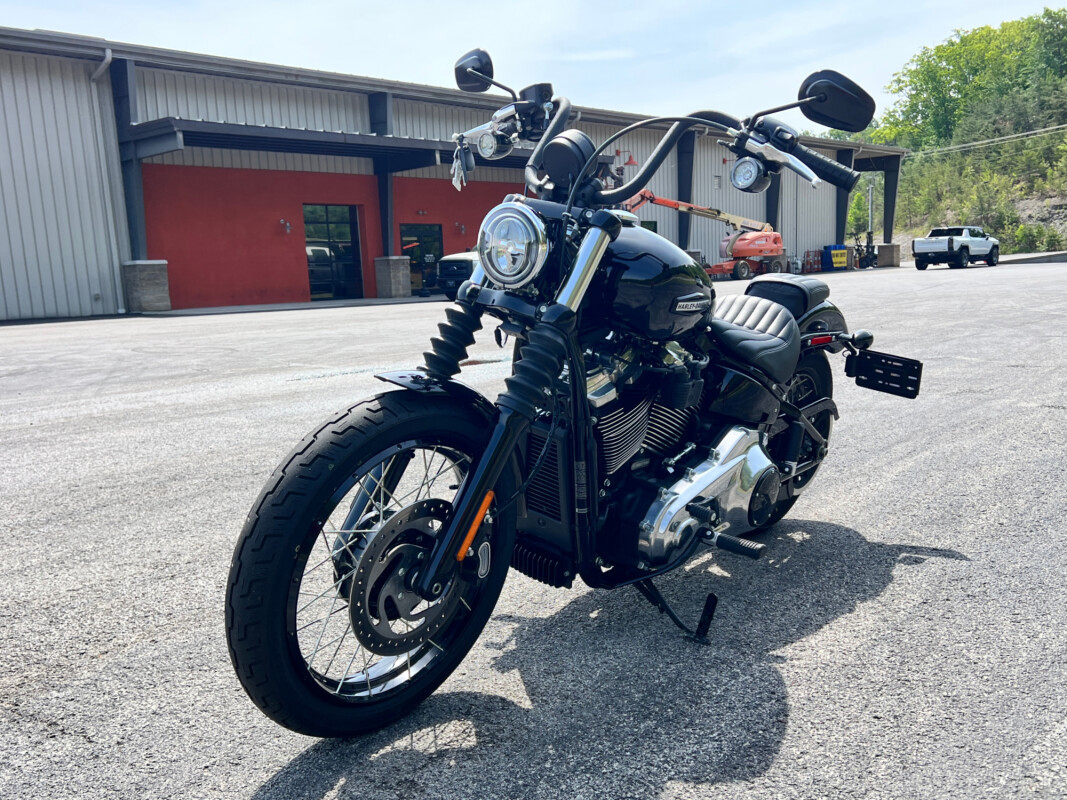 Street Bob®