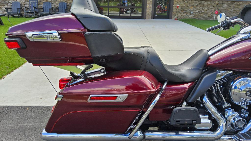 Electra Glide® Ultra Classic® Low