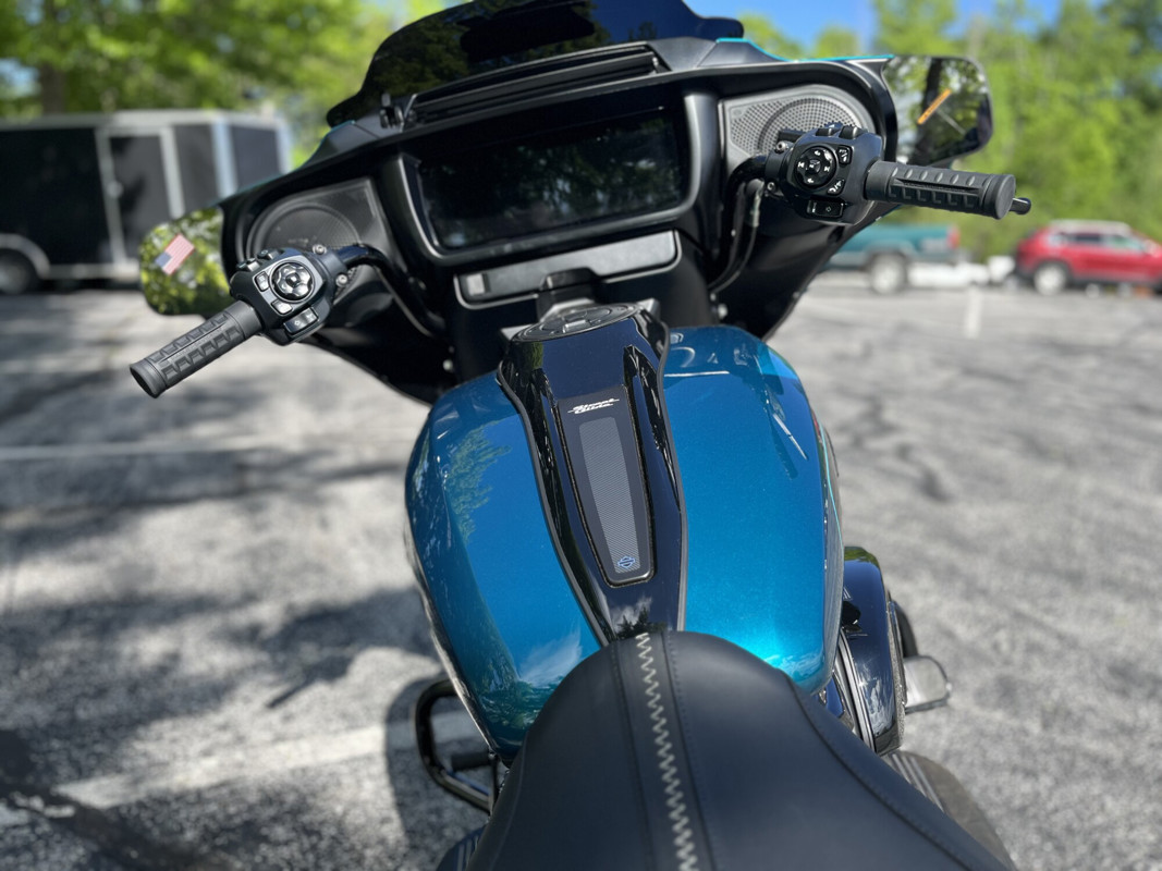 Street Glide®