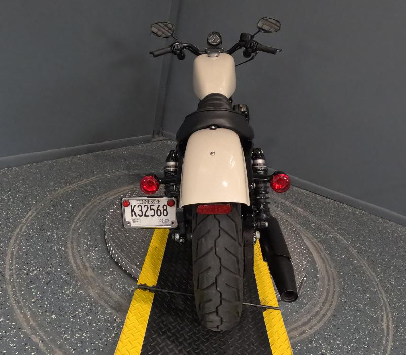 Iron 883®