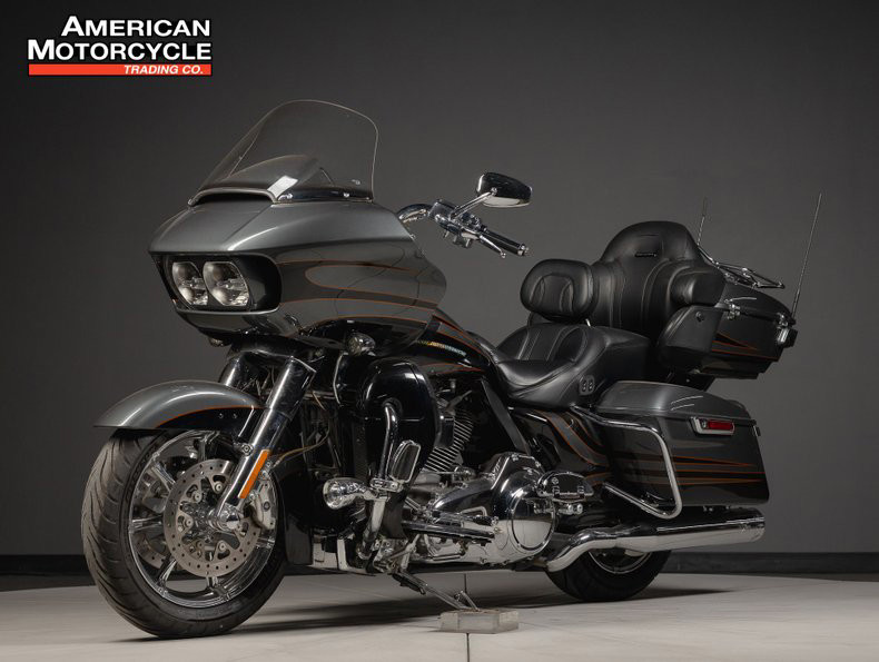 CVO® Road Glide® Ultra
