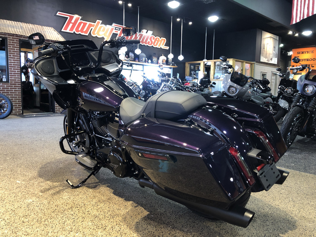 Road Glide®