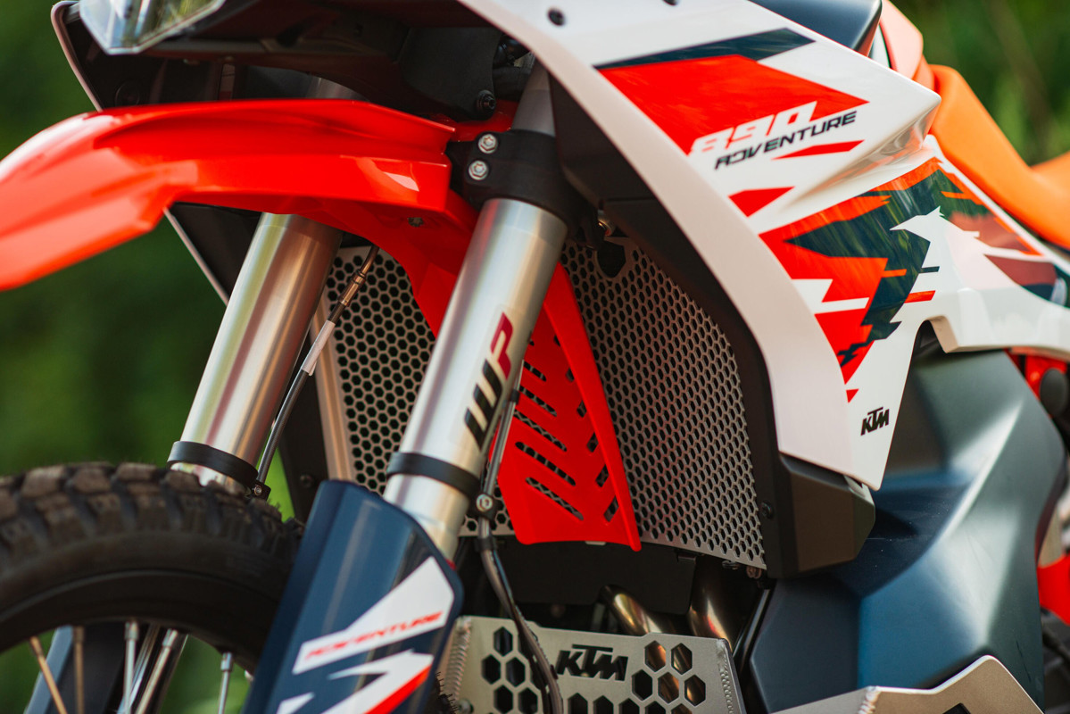 890 Adventure R
