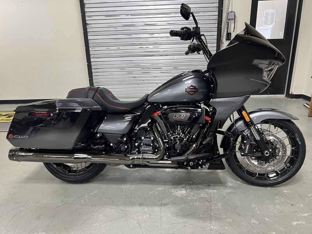 CVO® Road Glide®