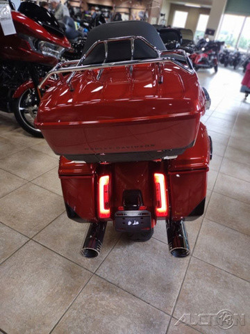 Street Glide® Ultra