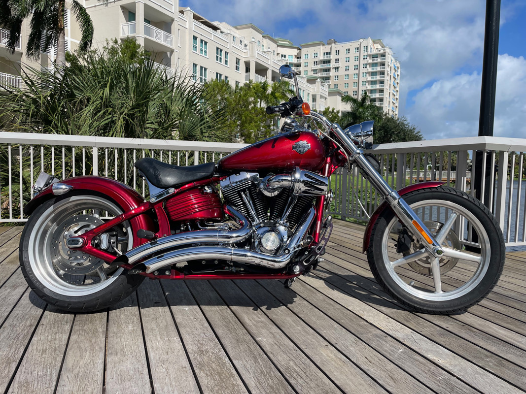 Softail® Rocker® C