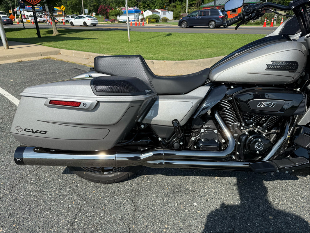 CVO® Road Glide®