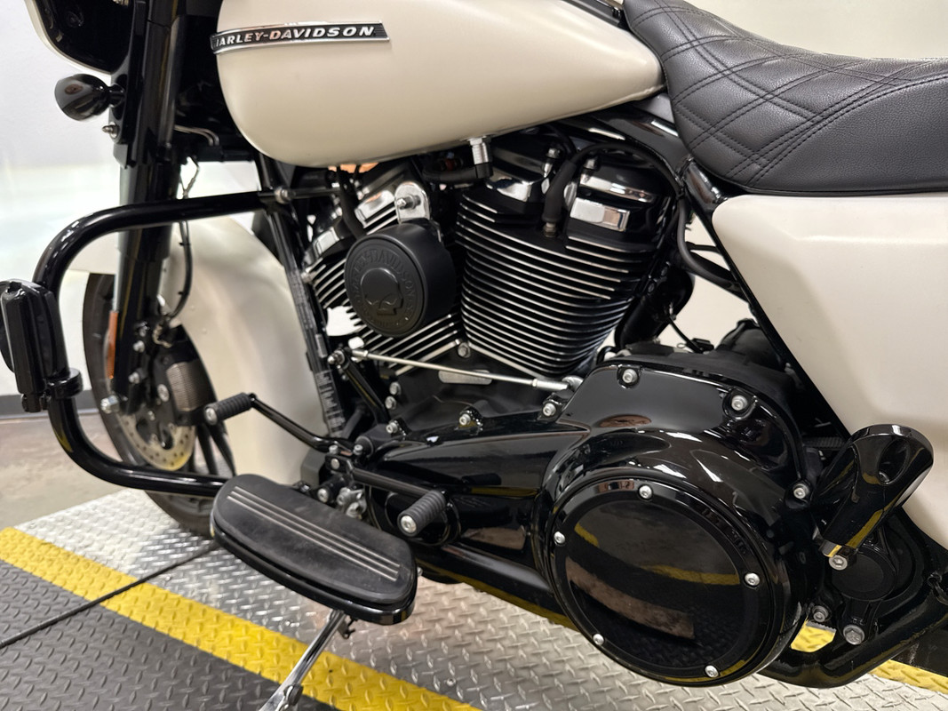 Street Glide® Special