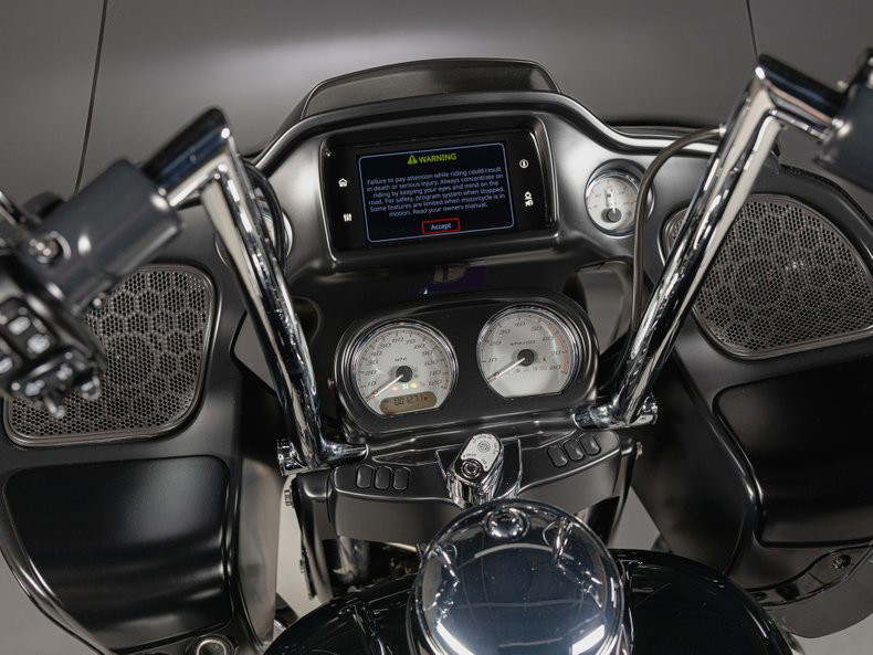 Road Glide®