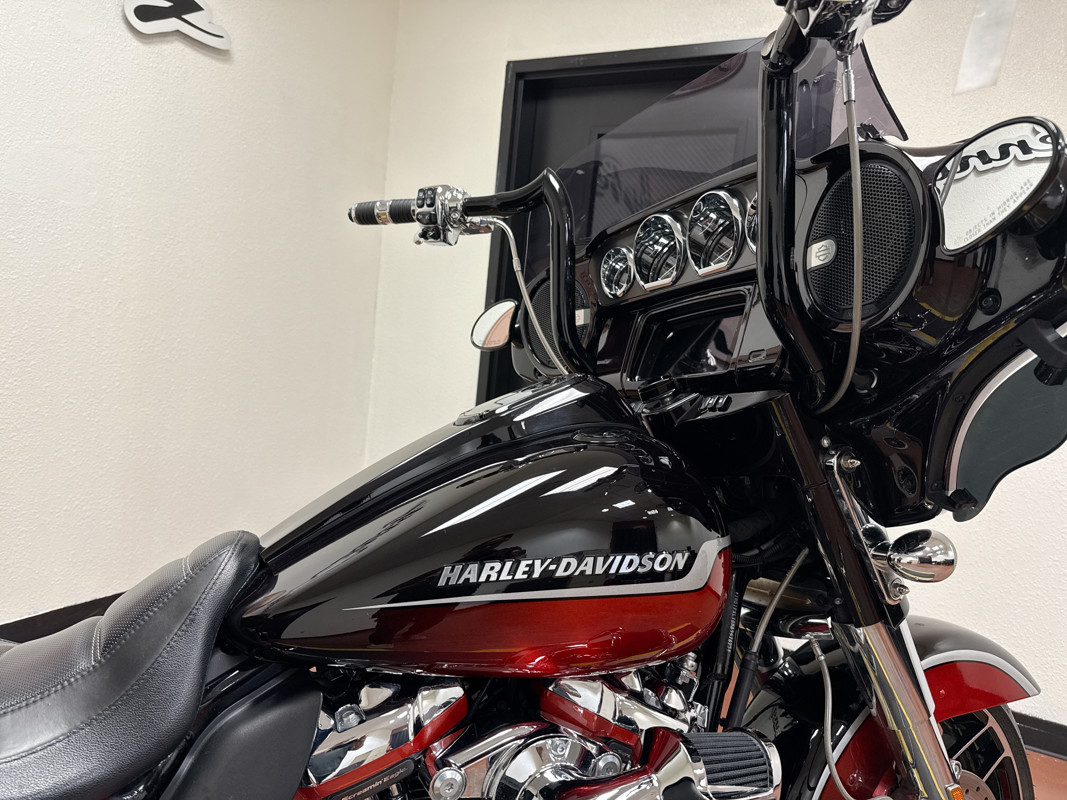 CVO® Street Glide®