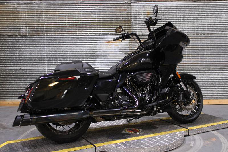 CVO® Road Glide®