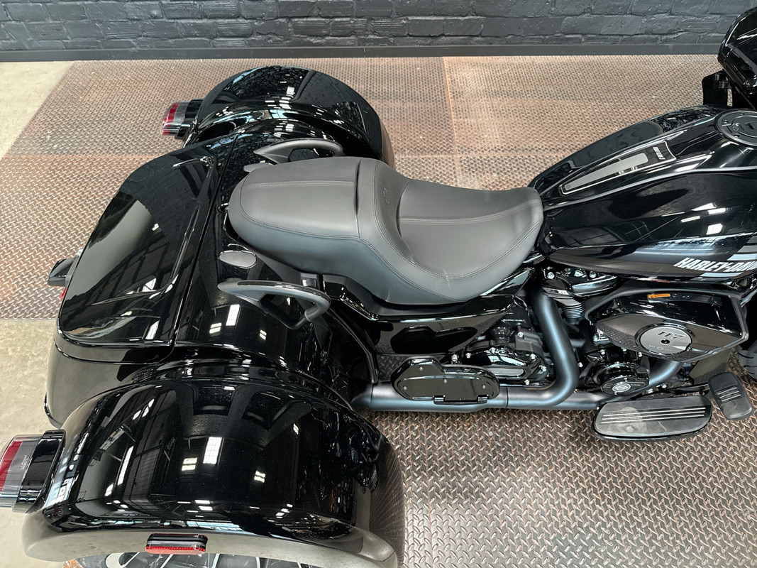 Road Glide® 3