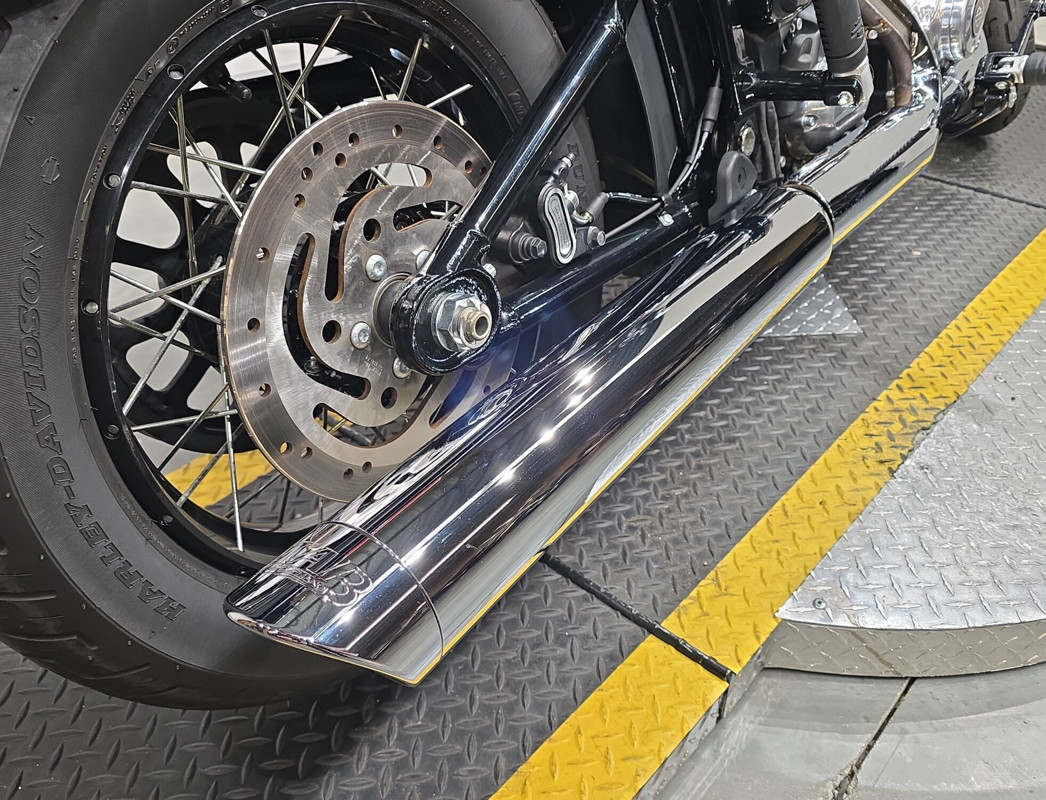 Street Bob®