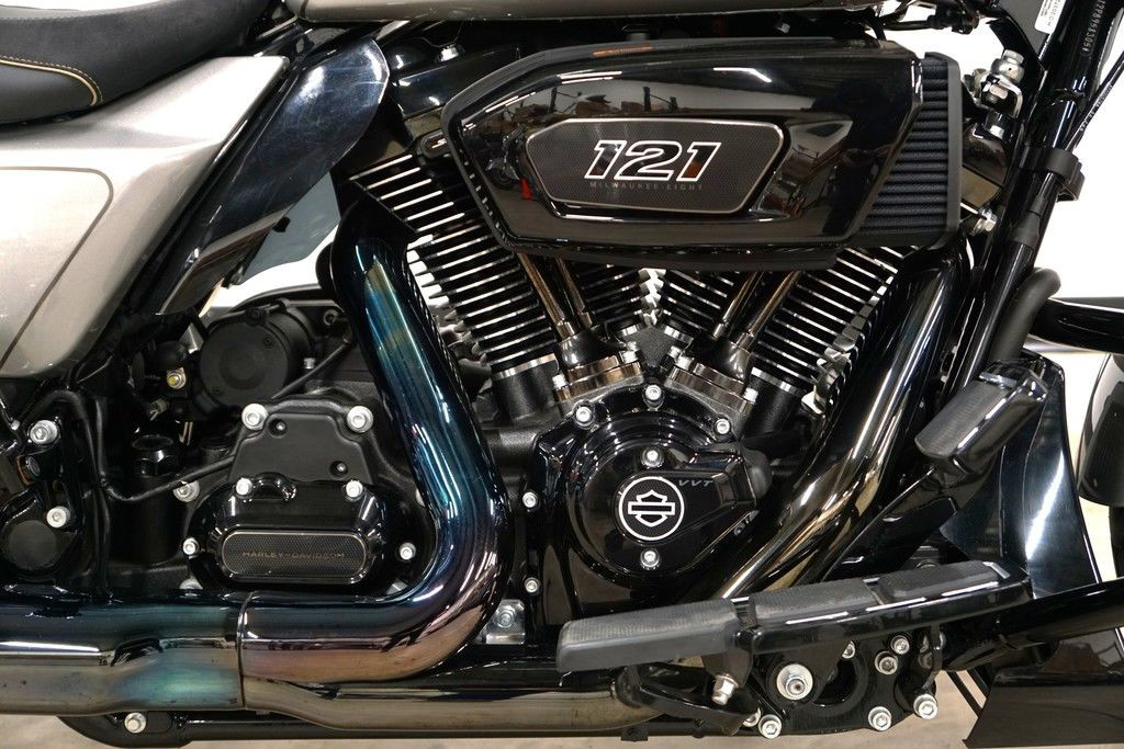 CVO® Street Glide®