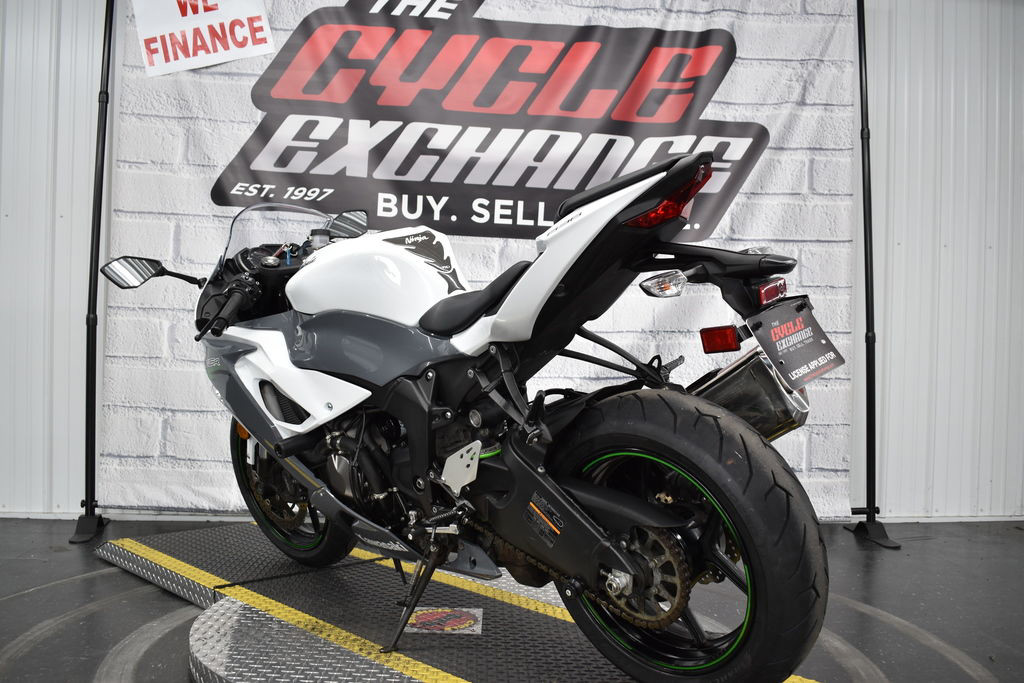 Ninja® ZX®-6R ABS