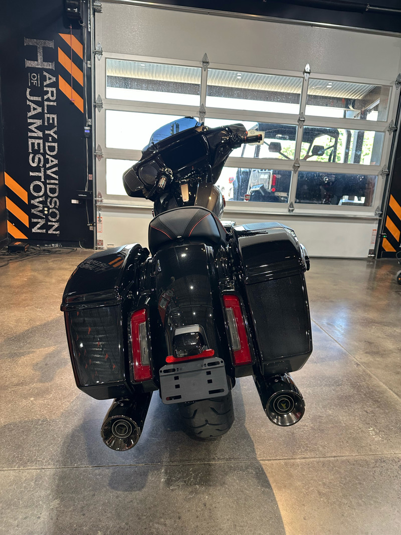 CVO® Street Glide®