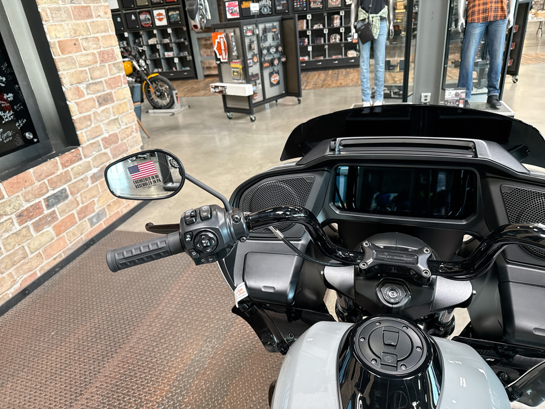 Road Glide®