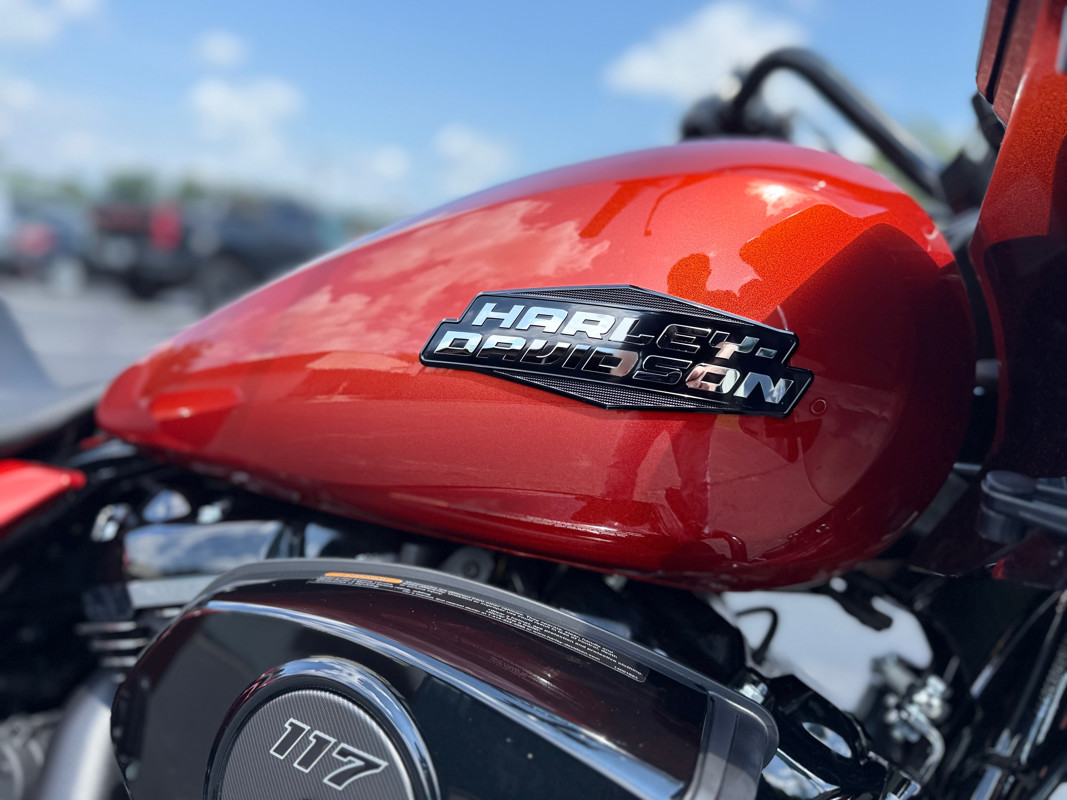 Road Glide®
