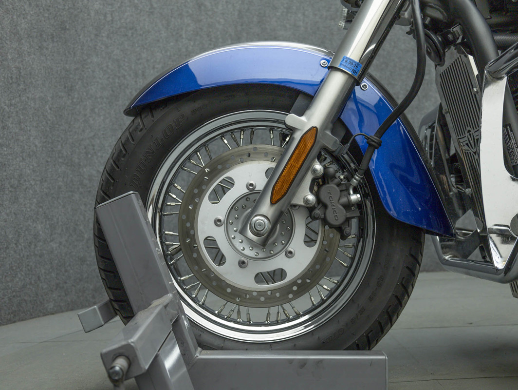 Vulcan 900 Classic LT