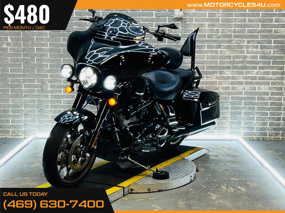 Street Glide® ST