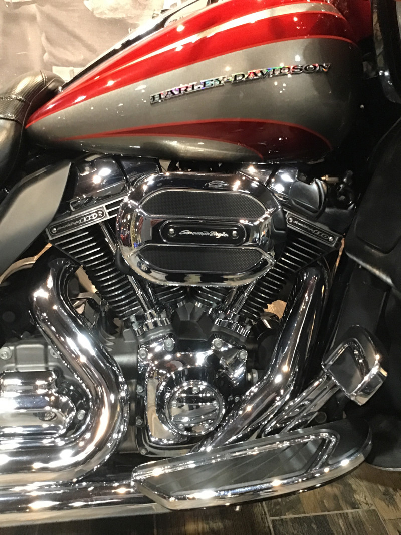 CVO® Road Glide® Ultra