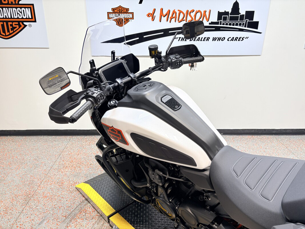 Pan America® 1250 Limited