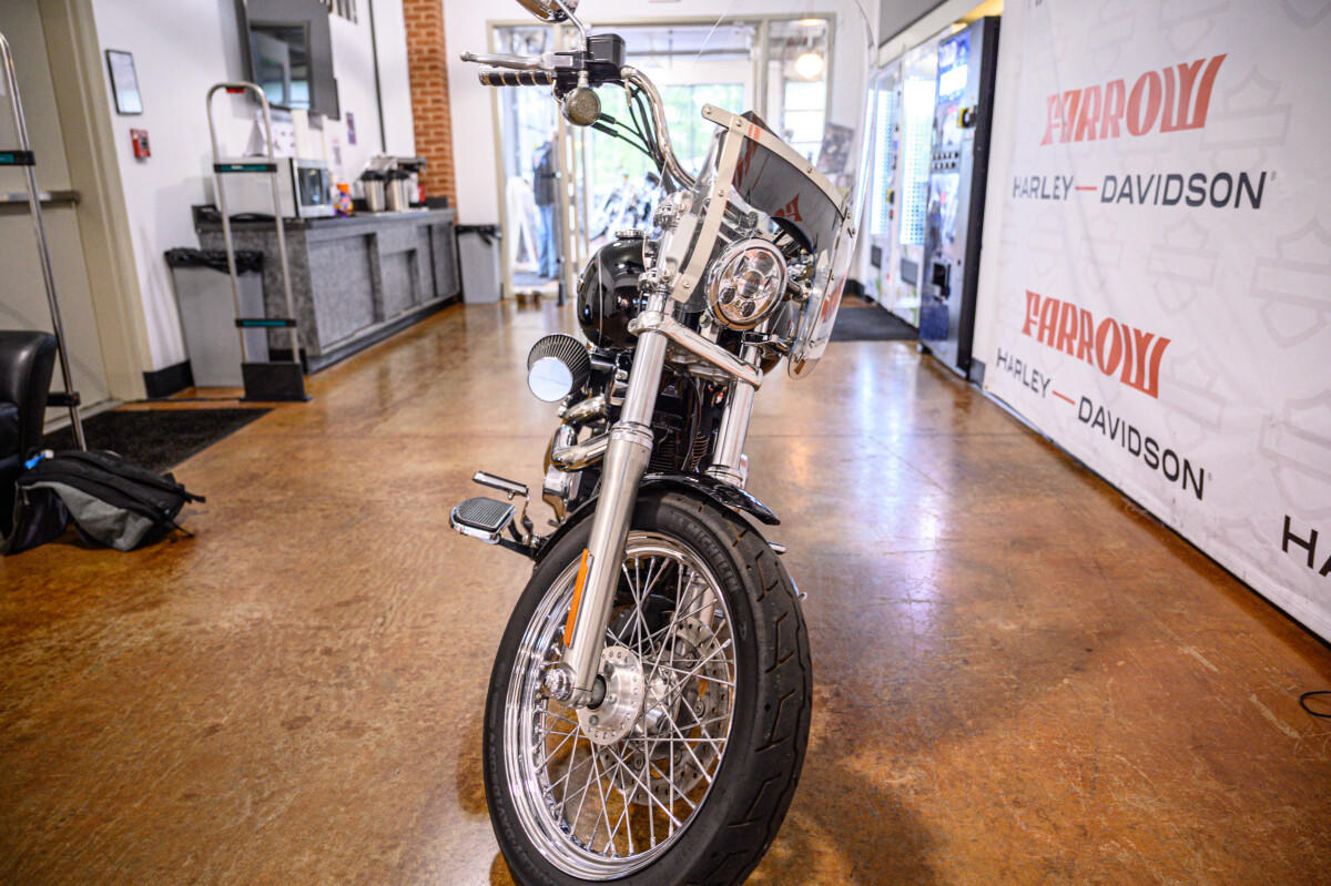 Dyna® Super Glide® Custom