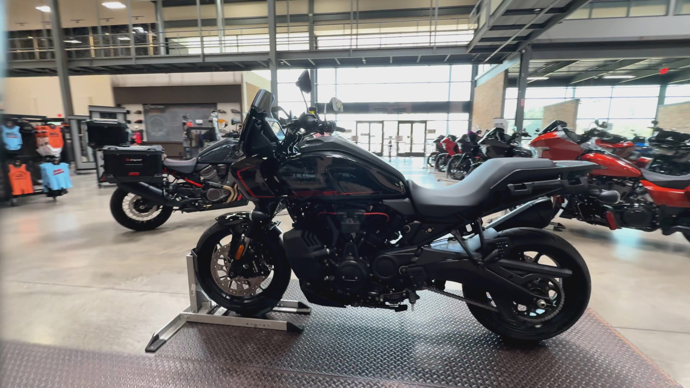 Pan America® 1250 ST
