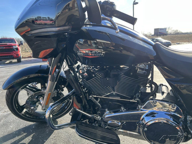 Street Glide®