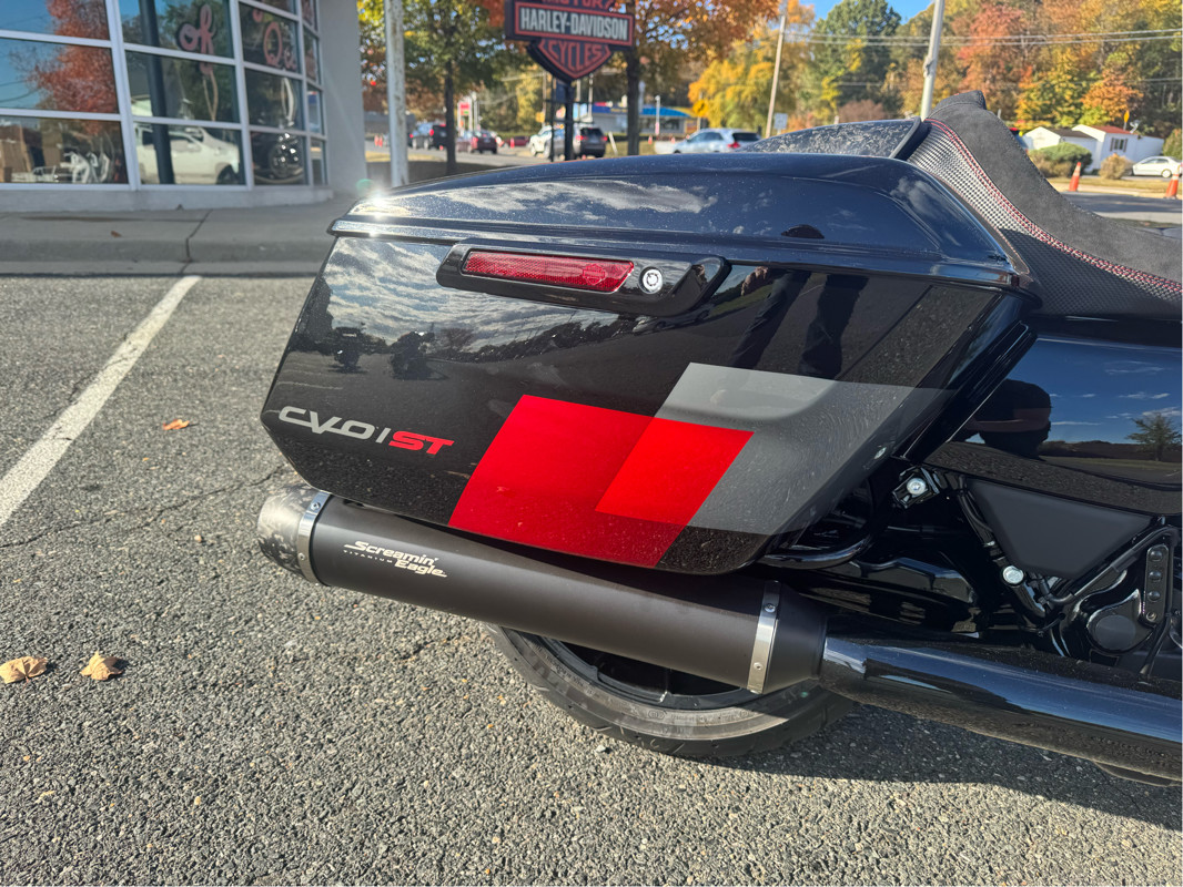 CVO® Road Glide® ST