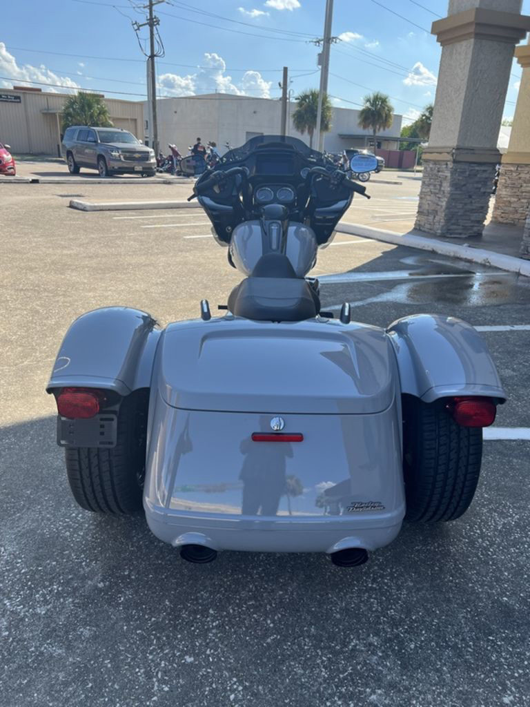 Road Glide® 3