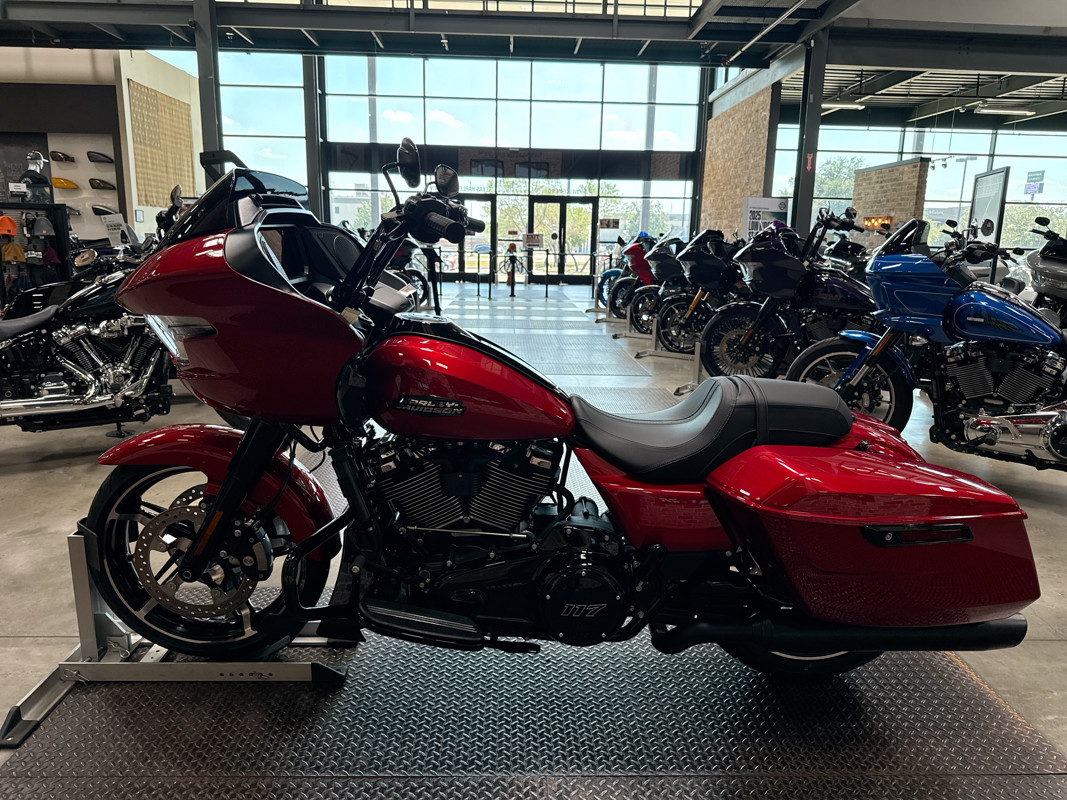 Road Glide®